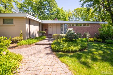 8 Hamlin Rd, Edison, NJ 08817 photo 2
