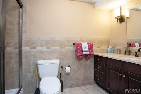 8 Hamlin Rd, Edison, NJ 08817 photo 40