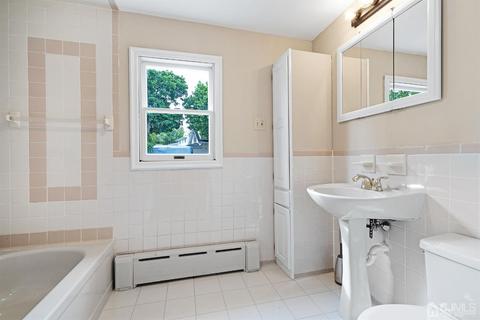 439 Union Ave, Middlesex, NJ 08846 photo 16