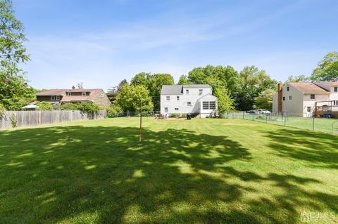 75 Ramsey Rd, Middlesex, NJ 08846 photo 5
