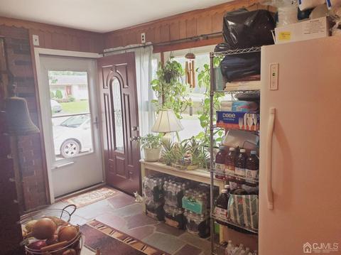 2 Center Ave, Parlin, NJ 08859 photo 7