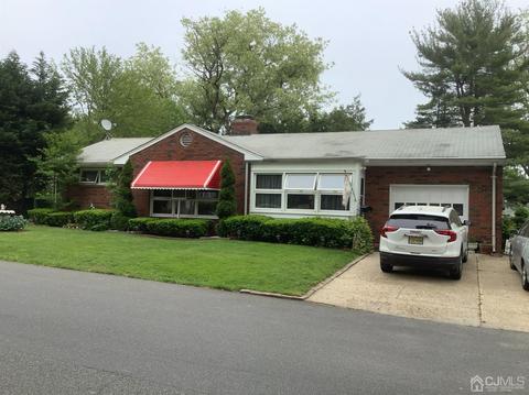 2 Center Ave, Parlin, NJ 08859 photo 4