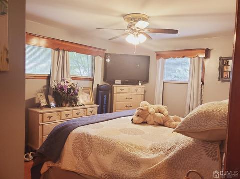 2 Center Ave, Parlin, NJ 08859 photo 19