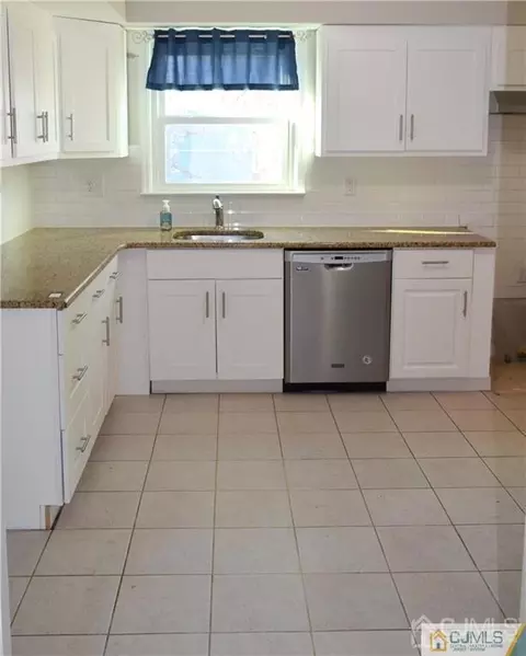 29 Warwick Rd, Edison, NJ 08820 photo 7