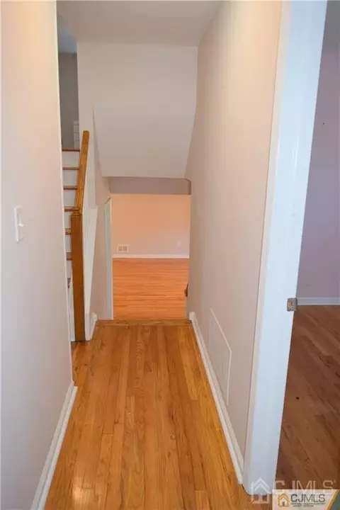 29 Warwick Rd, Edison, NJ 08820 photo 16