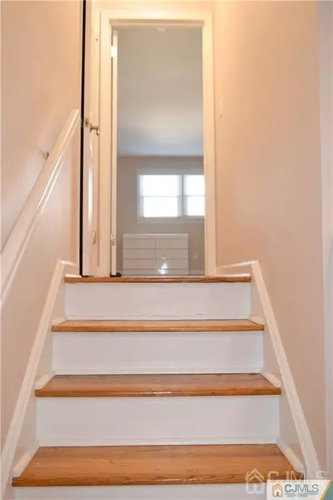 29 Warwick Rd, Edison, NJ 08820 photo 17