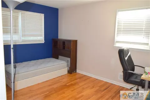 29 Warwick Rd, Edison, NJ 08820 photo 12
