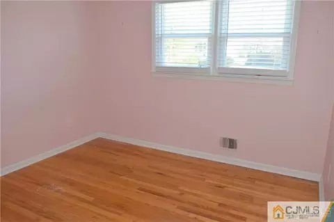 29 Warwick Rd, Edison, NJ 08820 photo 15