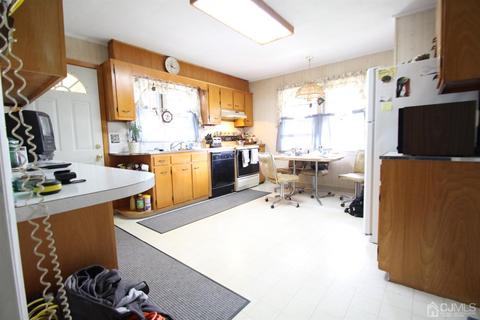 92 Conover Pl, Middlesex, NJ 08846 photo 12