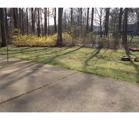 19 Highpoint Dr, Edison, NJ 08820 photo 8