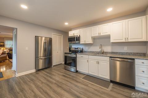 2 Matson Rd, Edison, NJ 08817 photo 14