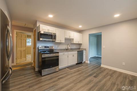 2 Matson Rd, Edison, NJ 08817 photo 13