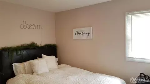 21 Colfax Rd, Edison, NJ 08817 photo 24