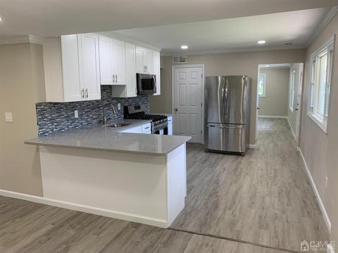 1 Matson Rd, Edison, NJ 08817 photo 4