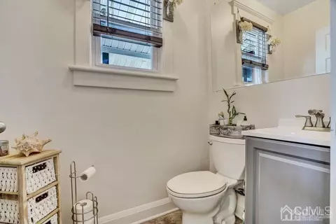 146 Vogel Pl, Middlesex, NJ 08846 photo 13
