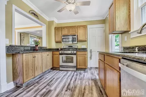 146 Vogel Pl, Middlesex, NJ 08846 photo 11