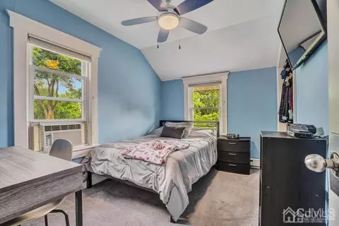 146 Vogel Pl, Middlesex, NJ 08846 photo 14