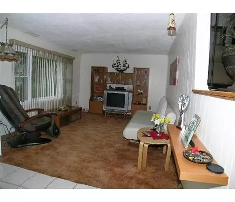 3 Desser Pl, Edison, NJ 08817 photo 10