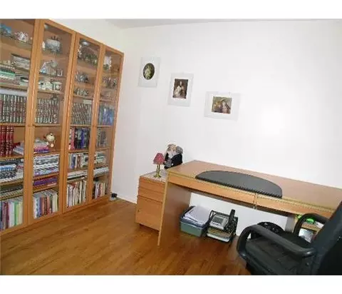 3 Desser Pl, Edison, NJ 08817 photo 8