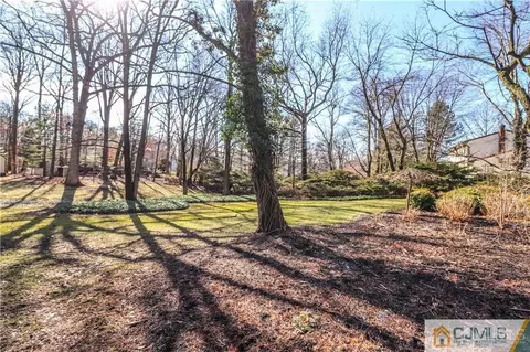 7 Devon Rd, Edison, NJ 08820 photo 33
