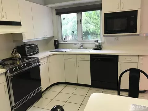 311 N No Eighth Ave, Edison, NJ 08817 photo 11