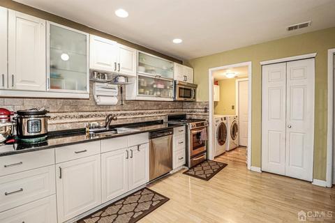175 E Westgate Dr, Edison, NJ 08820 photo 10