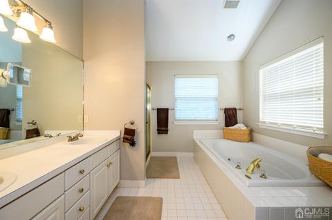 150 Oak Leaf Rd, Berlin, NJ 08009 photo 40