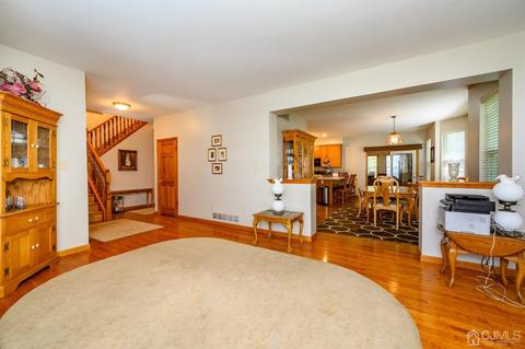 150 Oak Leaf Rd, Berlin, NJ 08009 photo 5