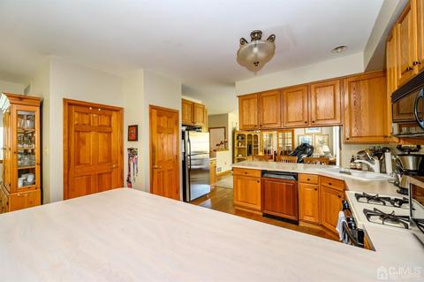 150 Oak Leaf Rd, Berlin, NJ 08009 photo 17