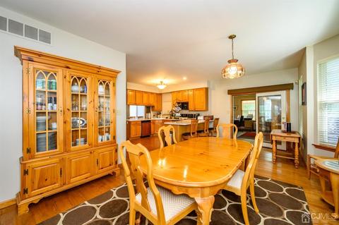 150 Oak Leaf Rd, Berlin, NJ 08009 photo 6