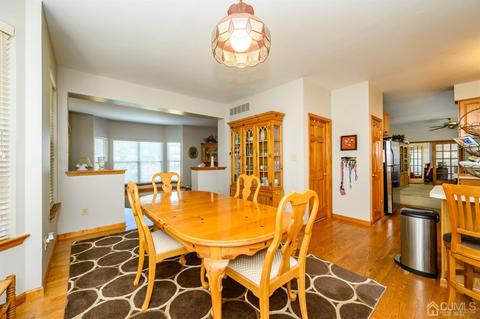 150 Oak Leaf Rd, Berlin, NJ 08009 photo 9