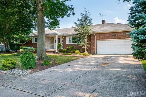 10 Calvert East Ave, Edison, NJ 08820 photo 4