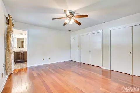 10 Calvert East Ave, Edison, NJ 08820 photo 15