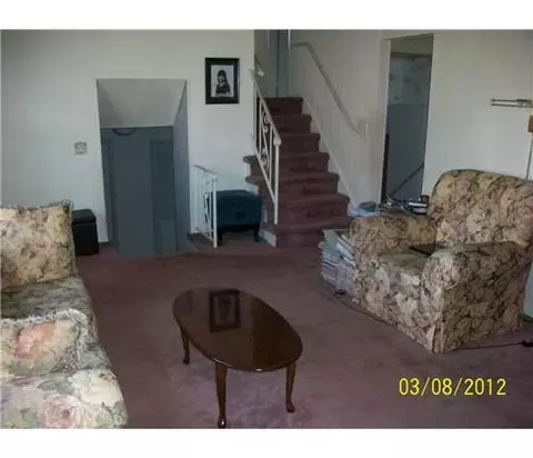 5 Barbara Pl, Edison, NJ 08817 photo 4