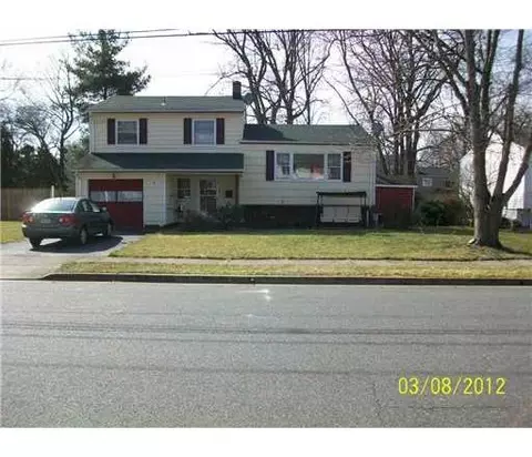 5 Barbara Pl, Edison, NJ 08817 photo 1