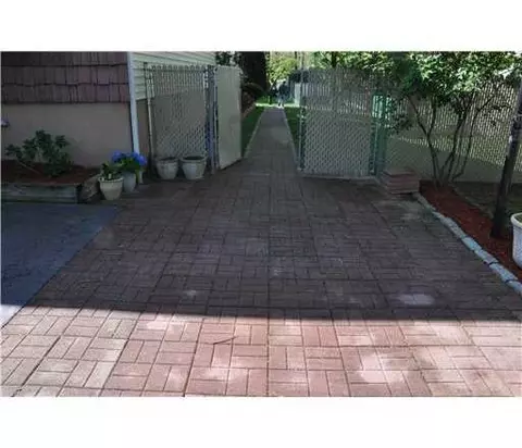 2035 Oak Tree Rd, Edison, NJ 08820 photo 4