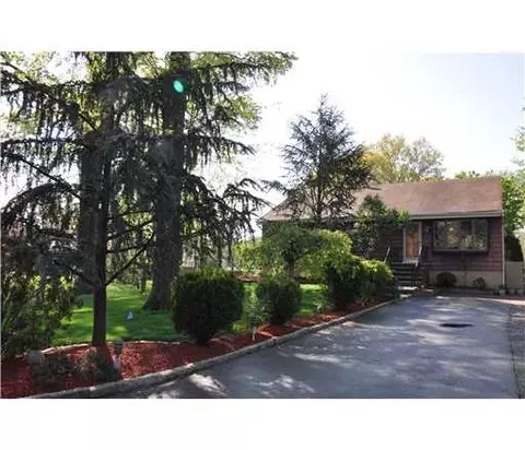 2035 Oak Tree Rd, Edison, NJ 08820 photo 1