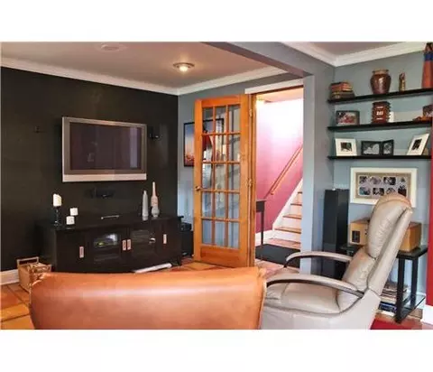 687 Old Post Rd, Edison, NJ 08817 photo 9