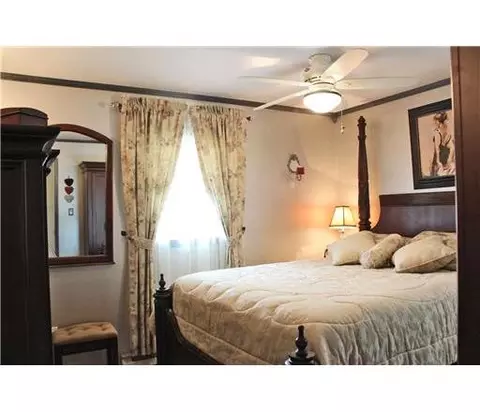 687 Old Post Rd, Edison, NJ 08817 photo 10