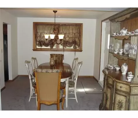 6 Harmon Rd, Edison, NJ 08837 photo 8