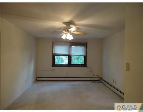 59 Pleasant Ave, Edison, NJ 08837 photo 17