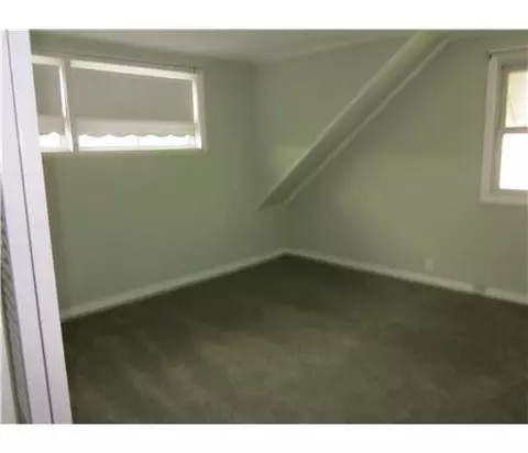 73 Schuyler Dr, Edison, NJ 08817 photo 5