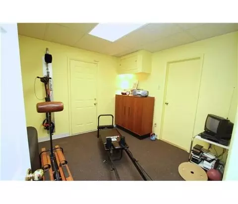386 Plainfield Rd, Edison, NJ 08820 photo 16