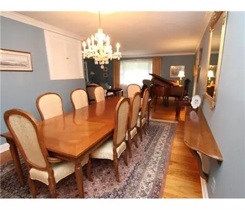 386 Plainfield Rd, Edison, NJ 08820 photo 4