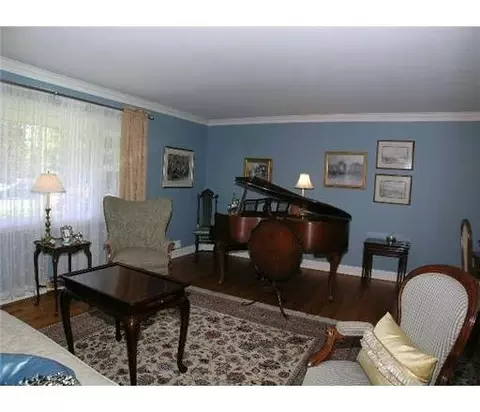 386 Plainfield Rd, Edison, NJ 08820 photo 6