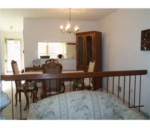 603 Maplecrest Rd, Edison, NJ 08820 photo 6