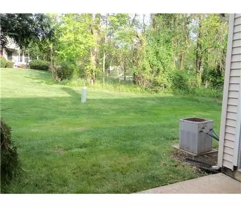 603 Maplecrest Rd, Edison, NJ 08820 photo 11