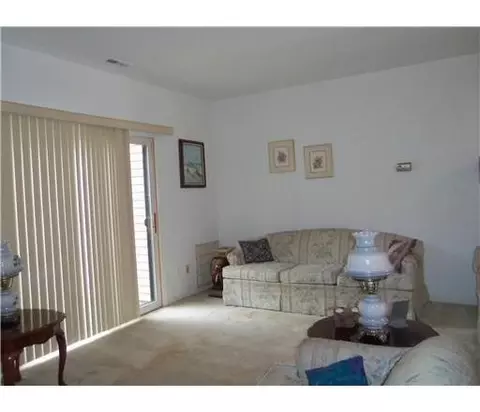 603 Maplecrest Rd, Edison, NJ 08820 photo 4
