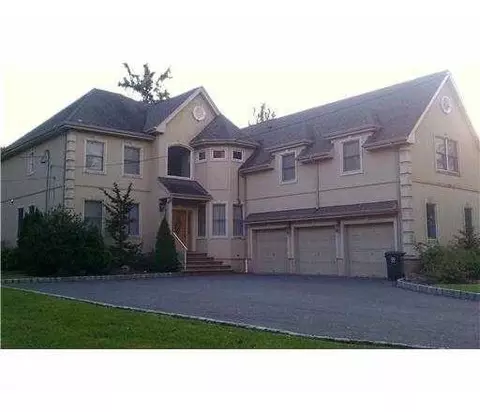 2 Brook Ave, Edison, NJ 08820 photo 1