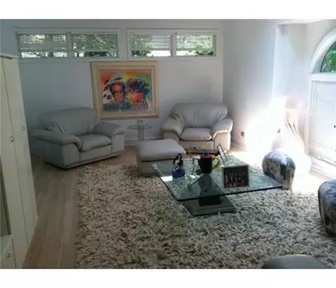 20 Brookfall Rd, Edison, NJ 08817 photo 9